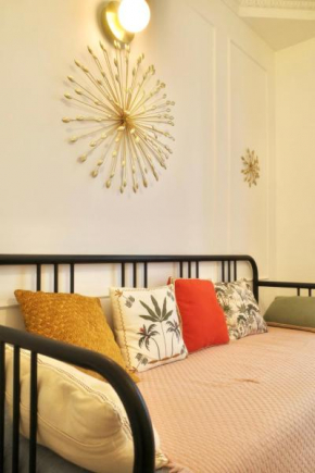 Elegant Apt Sleep 5 in Alasseur Near Eiffel Tower